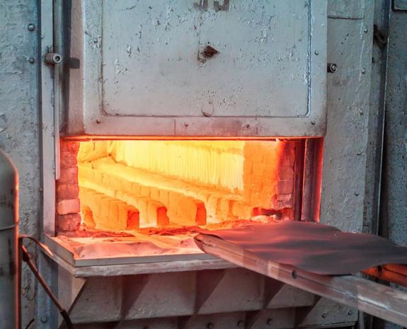 inotec Photo of Barcode RFID industrielle Kennzeichnung extreme Hitze