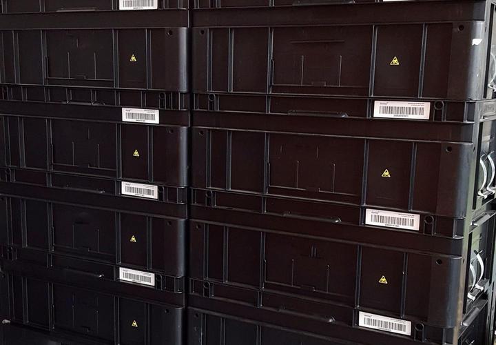 inotec Photo of Barcode RFID Etikett Behälter ESD